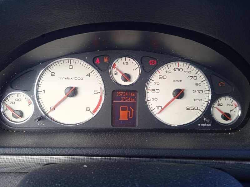 peugeot 407 del año 2009