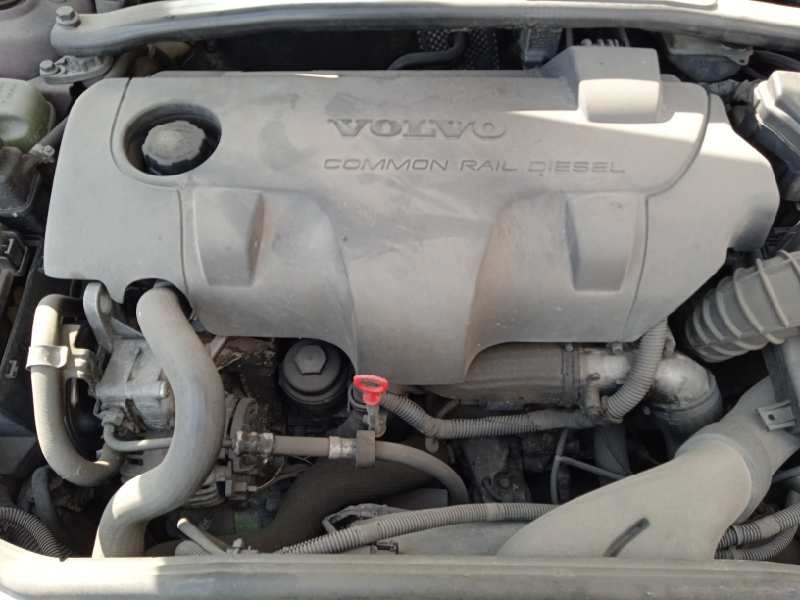 volvo s60 berlina del año 2004