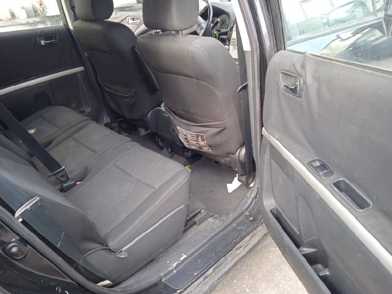 toyota corolla verso (r1) del año 2004