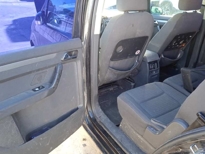 volkswagen touran (1t1) del año 2004