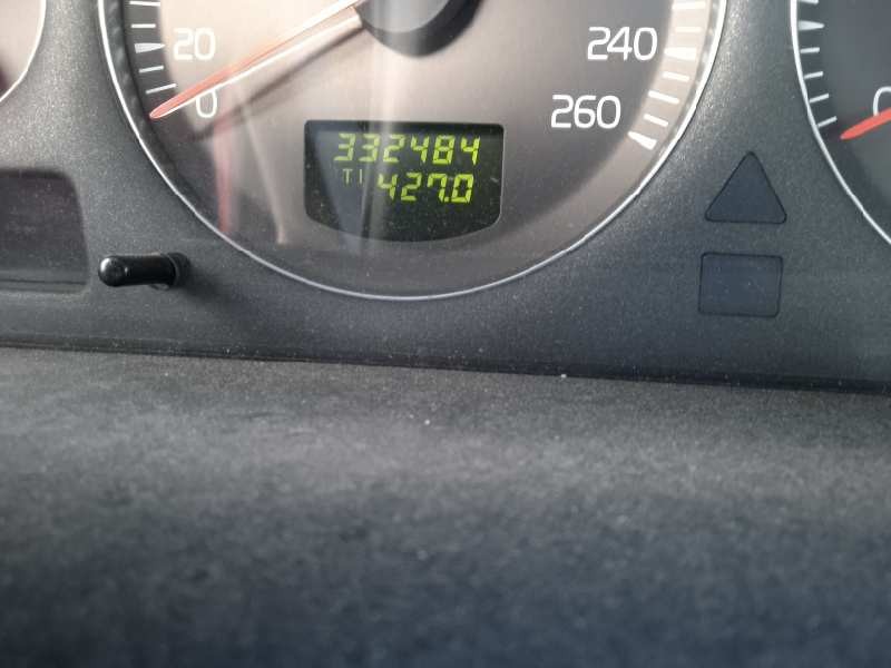 volvo s60 berlina del año 2004