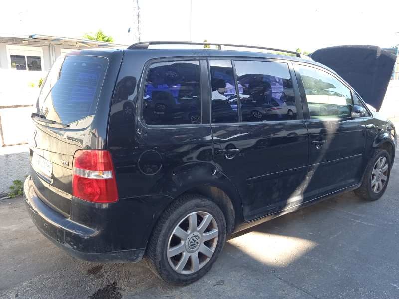 volkswagen touran (1t1) del año 2004