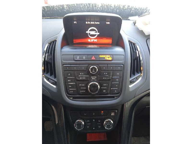 opel zafira tourer del año 2014