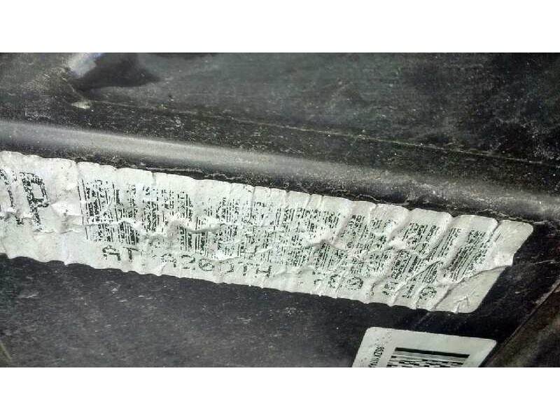 opel insignia berlina del año 2011