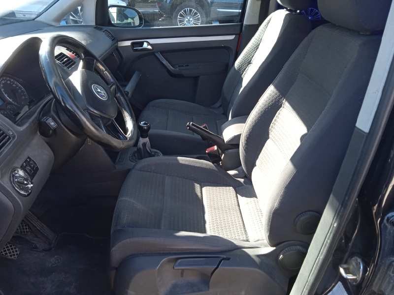 volkswagen touran (1t1) del año 2004