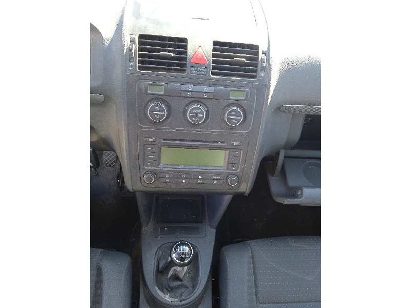 volkswagen touran (1t1) del año 2004