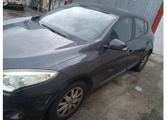 renault megane iii berlina 5 p del año 2010 2