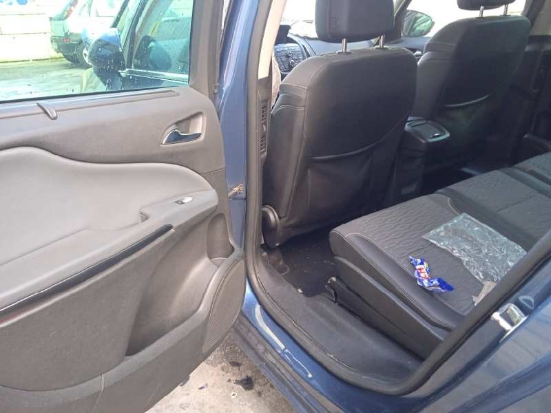 opel zafira tourer del año 2014