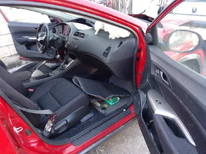 honda civic berlina 5 (fk) del año 2010