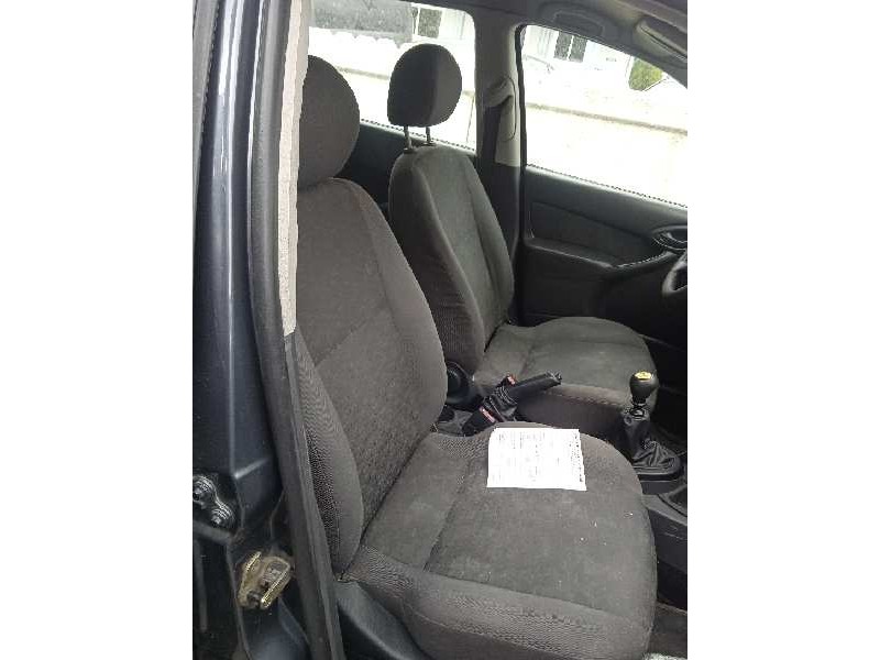 ford focus turnier (cak) del año 2003