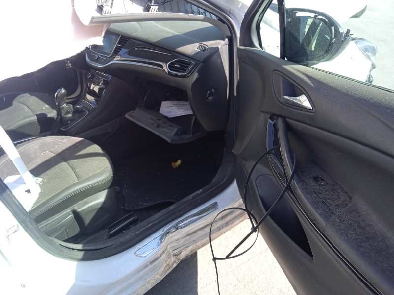 opel astra k lim. 5türig del año 2016