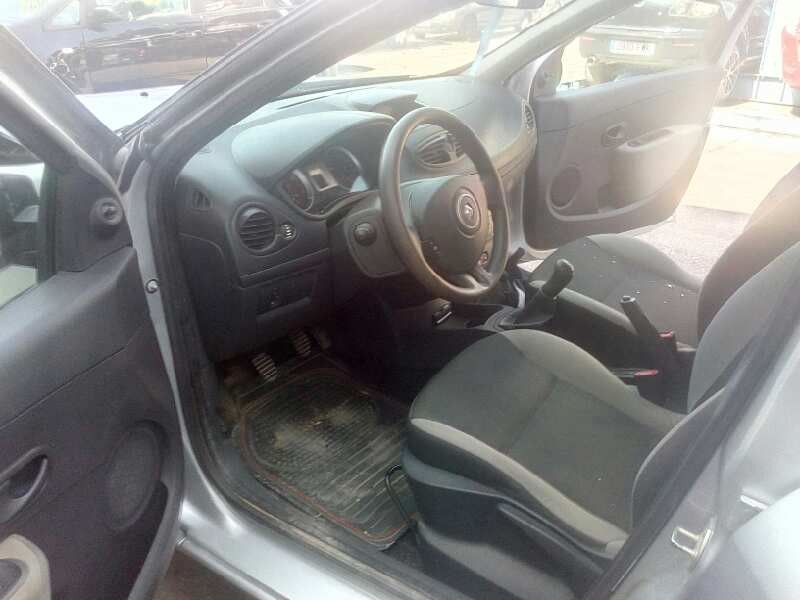 renault clio iii del año 2009