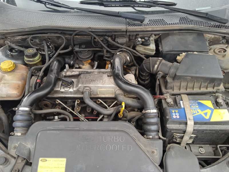 ford focus turnier (cak) del año 2003