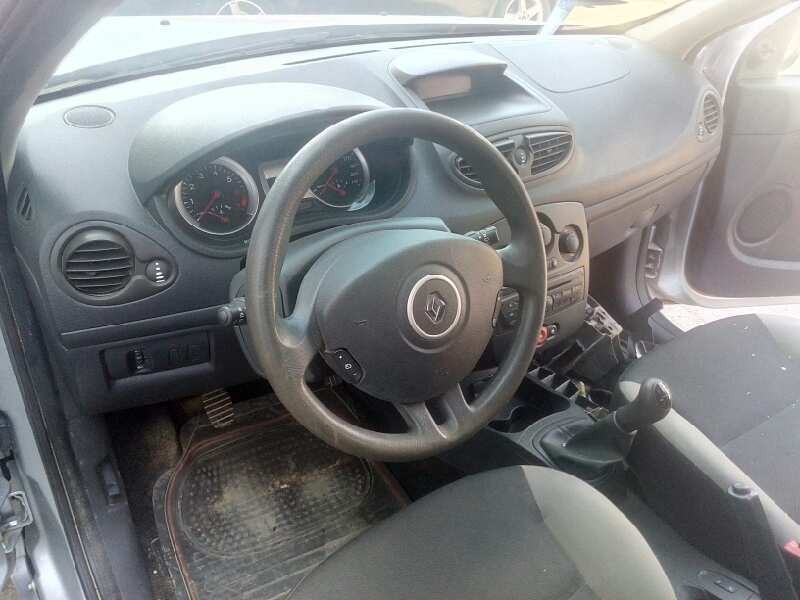 renault clio iii del año 2009