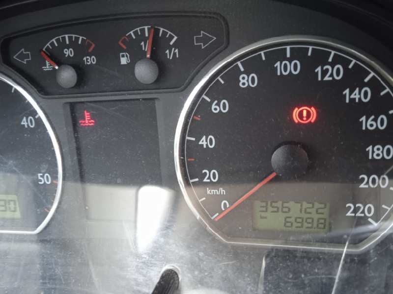 volkswagen polo (9n1) del año 2002