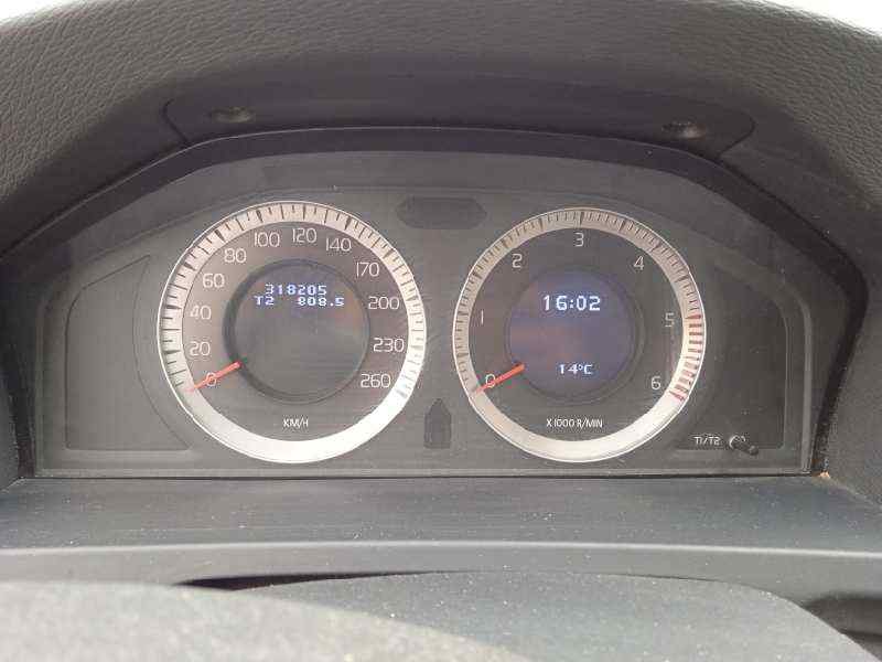 Recambio de cuadro instrumentos para volvo v60 kombi 2.0 diesel cat referencia OEM IAM 31270901AA  31270901