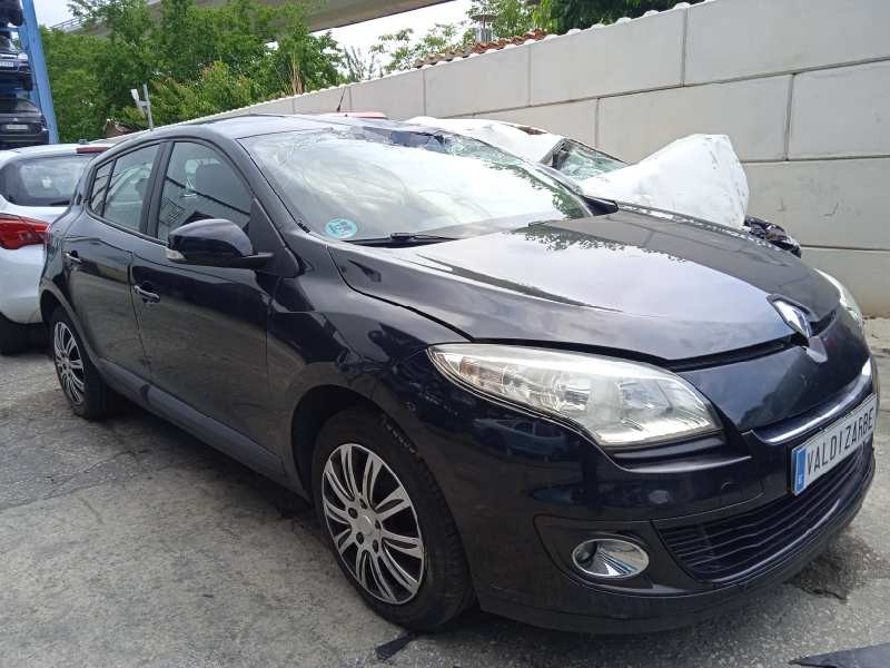 renault megane iii berlina 5 p del año 2012