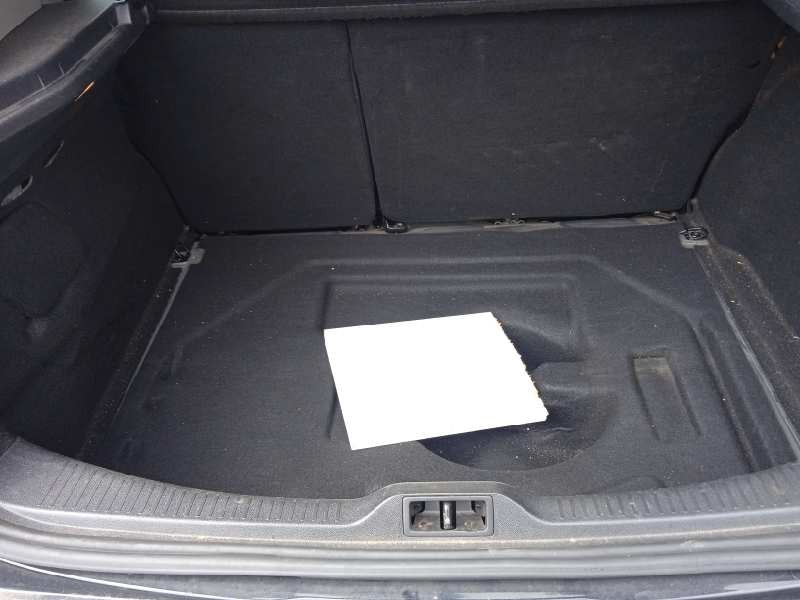 renault megane iii berlina 5 p del año 2012