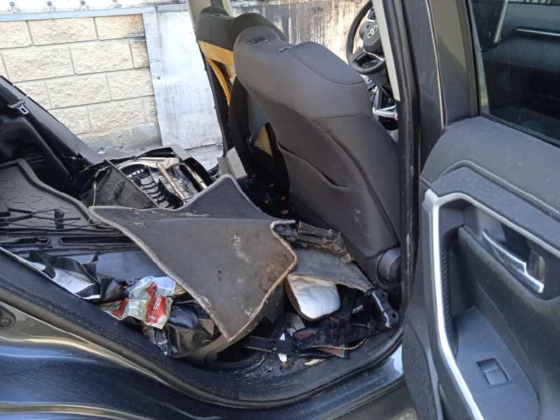 toyota rav4 del año 2020