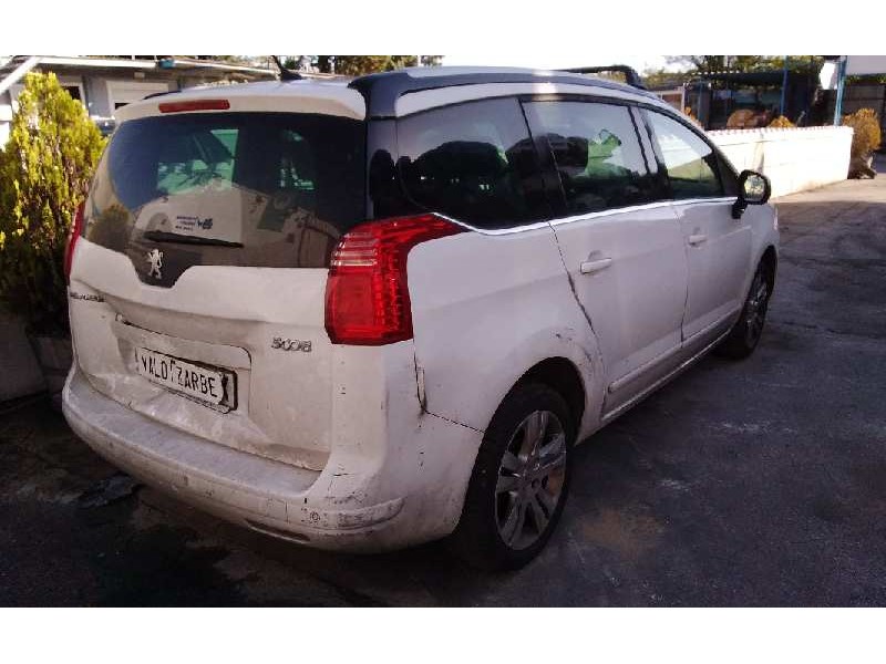 peugeot 5008 del año 2013