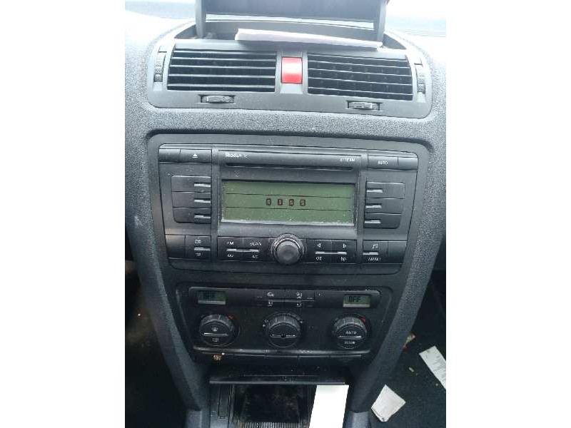 skoda octavia berlina (1z3) del año 2005