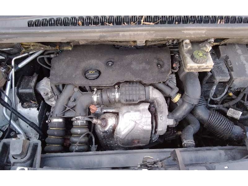 peugeot 5008 del año 2013