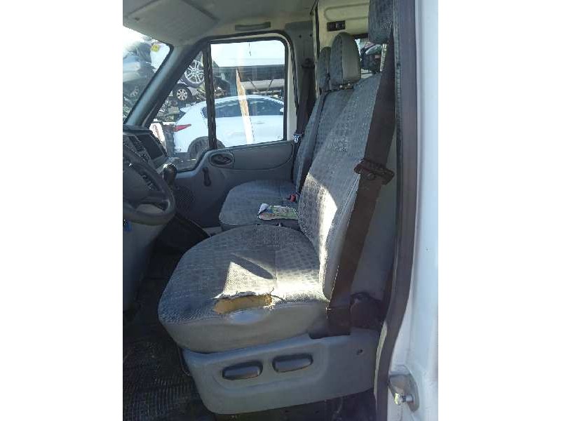 ford transit combi ´06 del año 2007