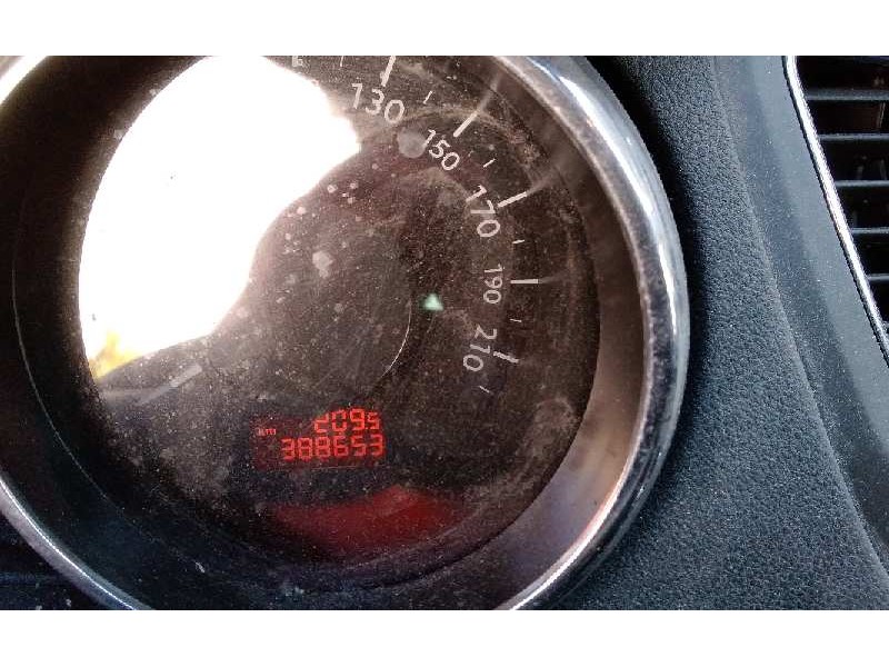 peugeot 5008 del año 2013