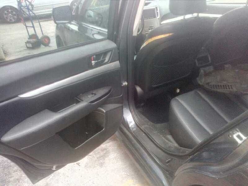 subaru legacy lim. b14 del año 2010