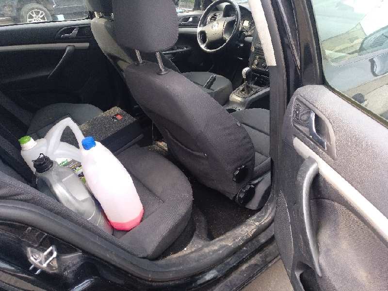 skoda octavia berlina (1z3) del año 2005