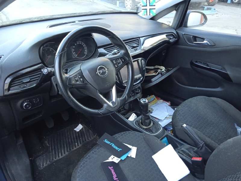 opel corsa e del año 2015