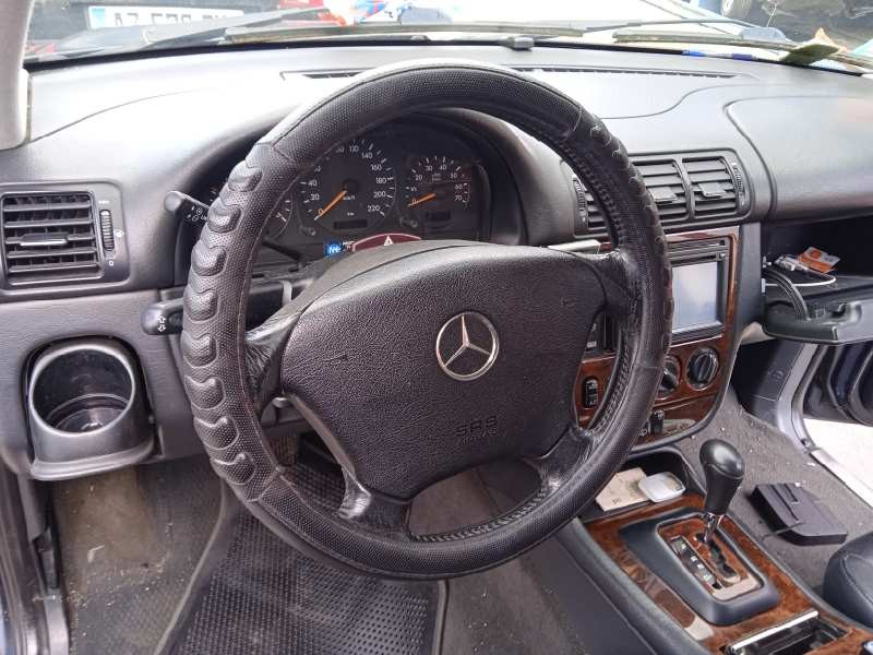 mercedes-benz clase m (w163) del año 1999