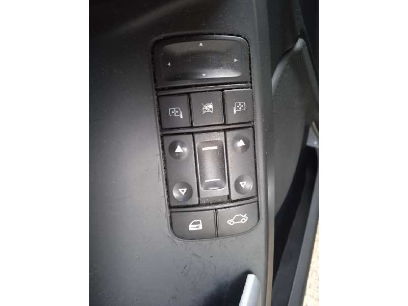 opel vectra c berlina del año 2003