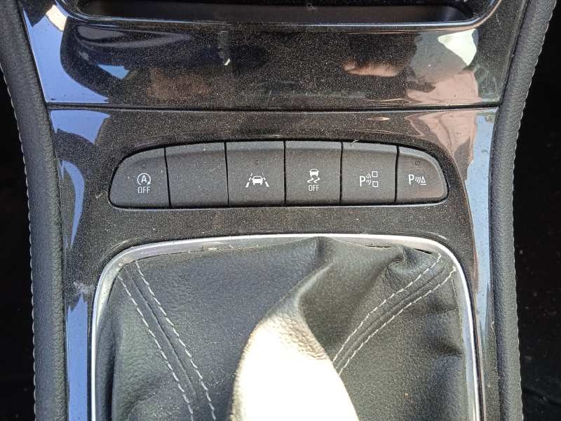 opel astra k lim. 5türig del año 2016