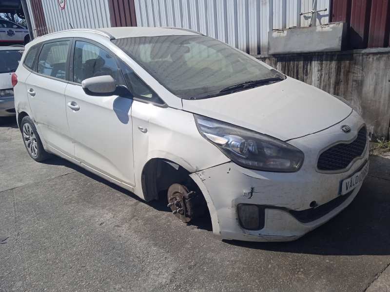 kia carens ( ) del año 2016