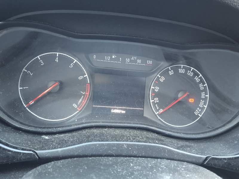 opel corsa e del año 2015