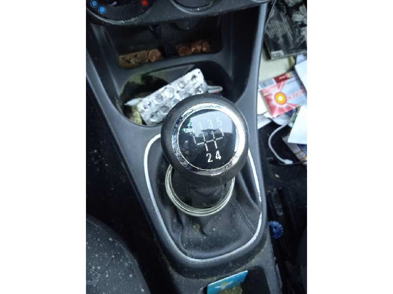 opel corsa e del año 2015