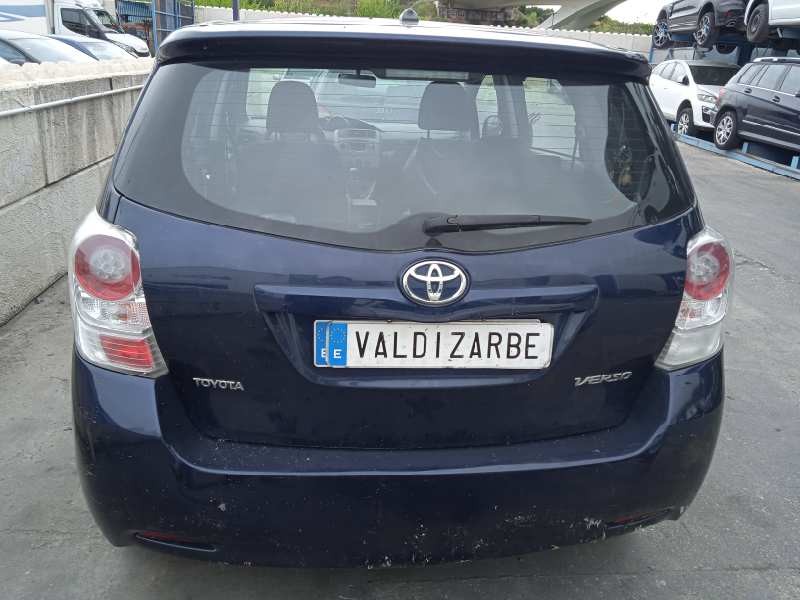 toyota verso del año 2010