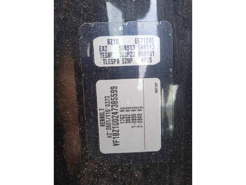 renault megane iii berlina 5 p del año 2012