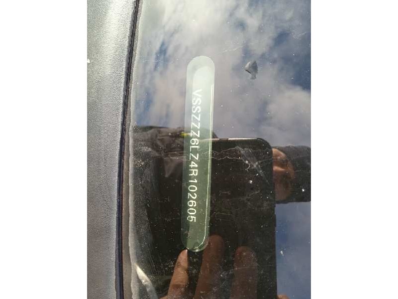 seat ibiza (6l1) del año 2004