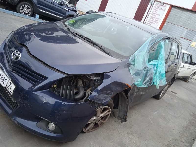 toyota verso del año 2010