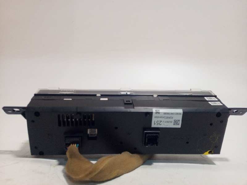 Recambio de pantalla multifuncion para subaru xv 2.0 diesel cat referencia OEM IAM 85261FJ251  