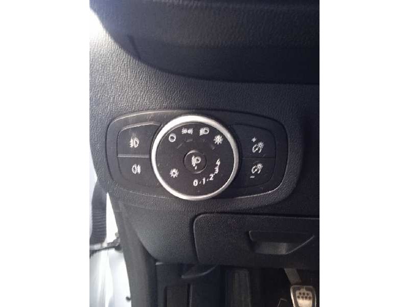 ford fiesta (ce1) del año 2020