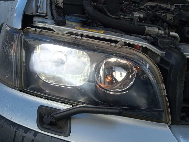 volvo s40 berlina del año 2001