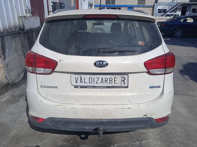 kia carens ( ) del año 2016