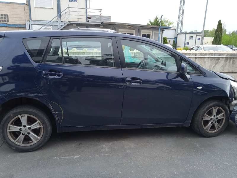 toyota verso del año 2010