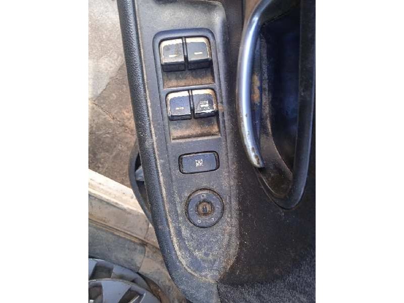 kia carens ( ) del año 2016