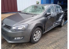 VOLKSWAGEN POLO (6R1)