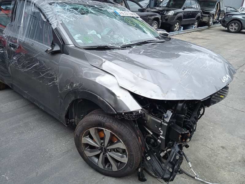 kia stonic (ybcuv) del año 2023