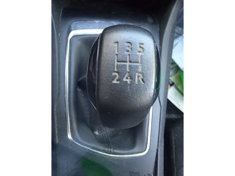 peugeot 308 del año 2015